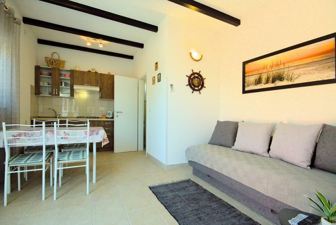 App Klabot *** Apartment *
